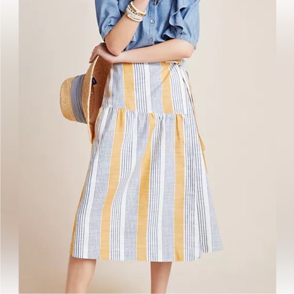Women’s skirt, past the knee, from Anthropologie with tie on the side